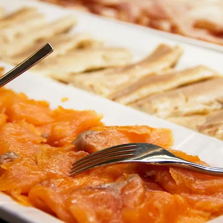 Seven ホテル フィラハ