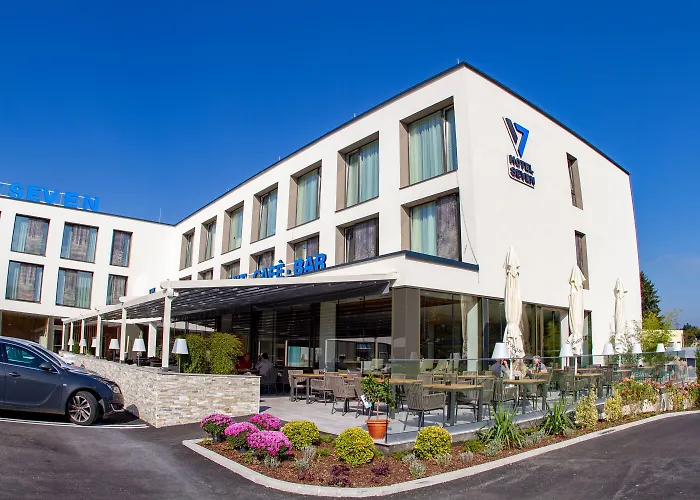 Hotel Seven 4*